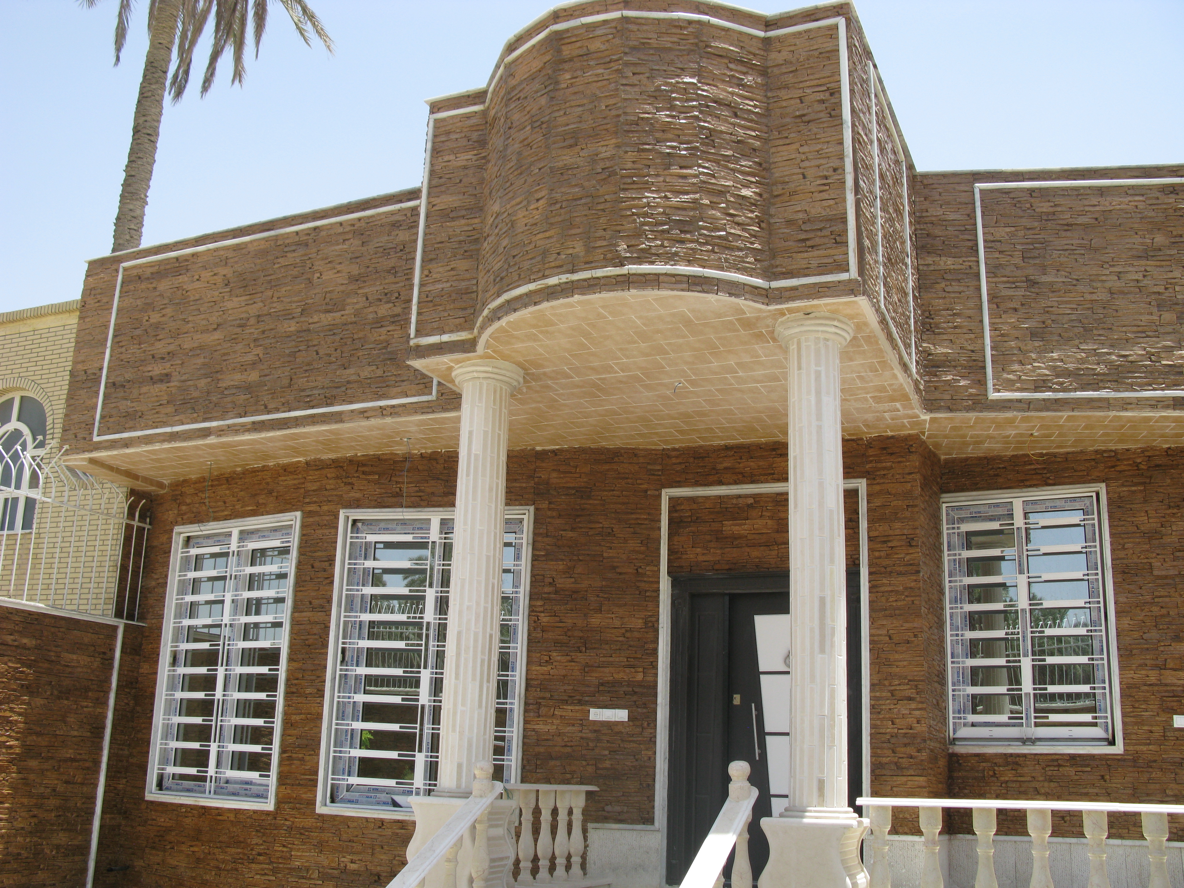 gallery-exterior